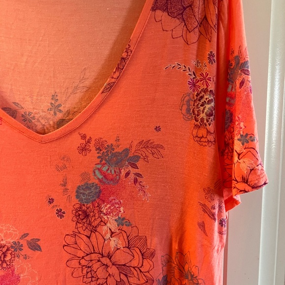 Mudd Tunic V Neck Top - Picture 3 of 6